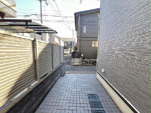 3/3 エントランス
