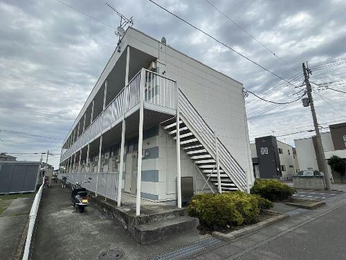 14/14 駐車場