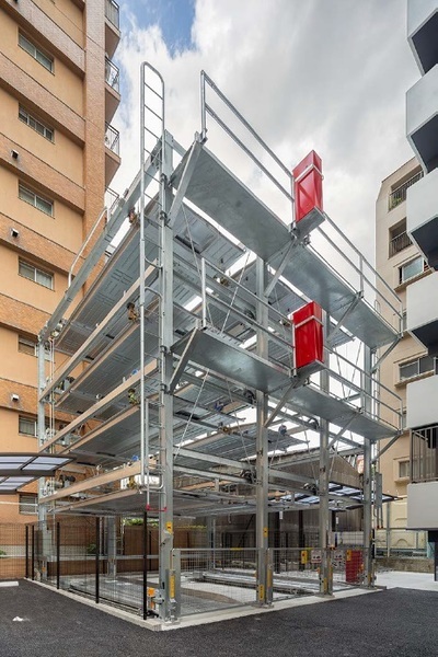 23/23 駐車場