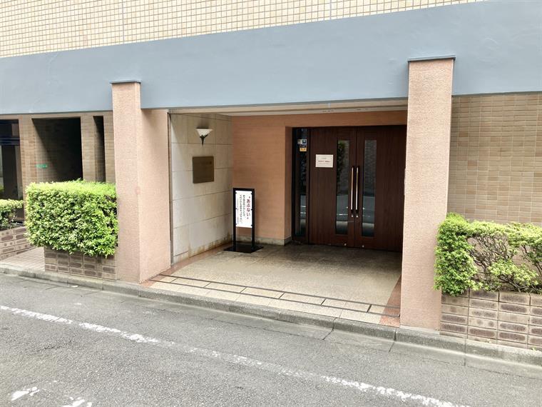 15/15 エントランス