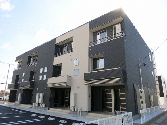 1/23 外観