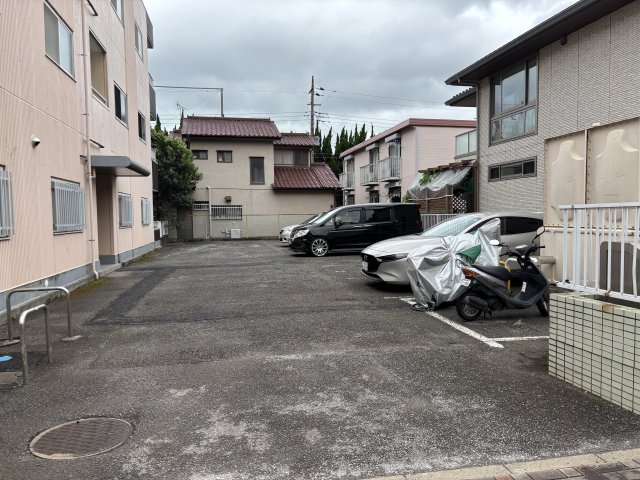 22/25 駐車場