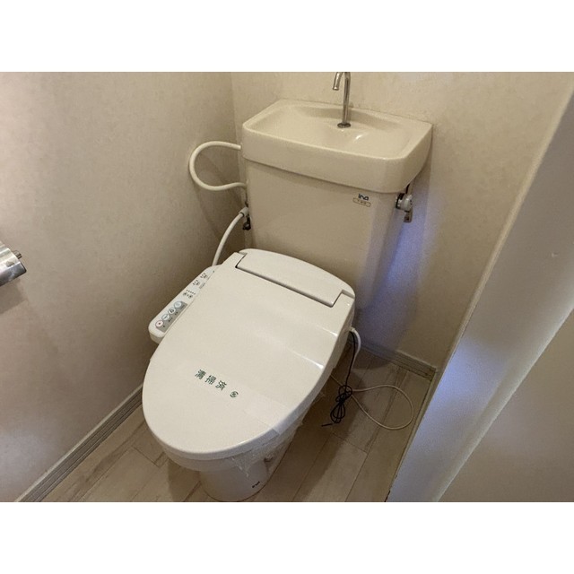 17/27 トイレ