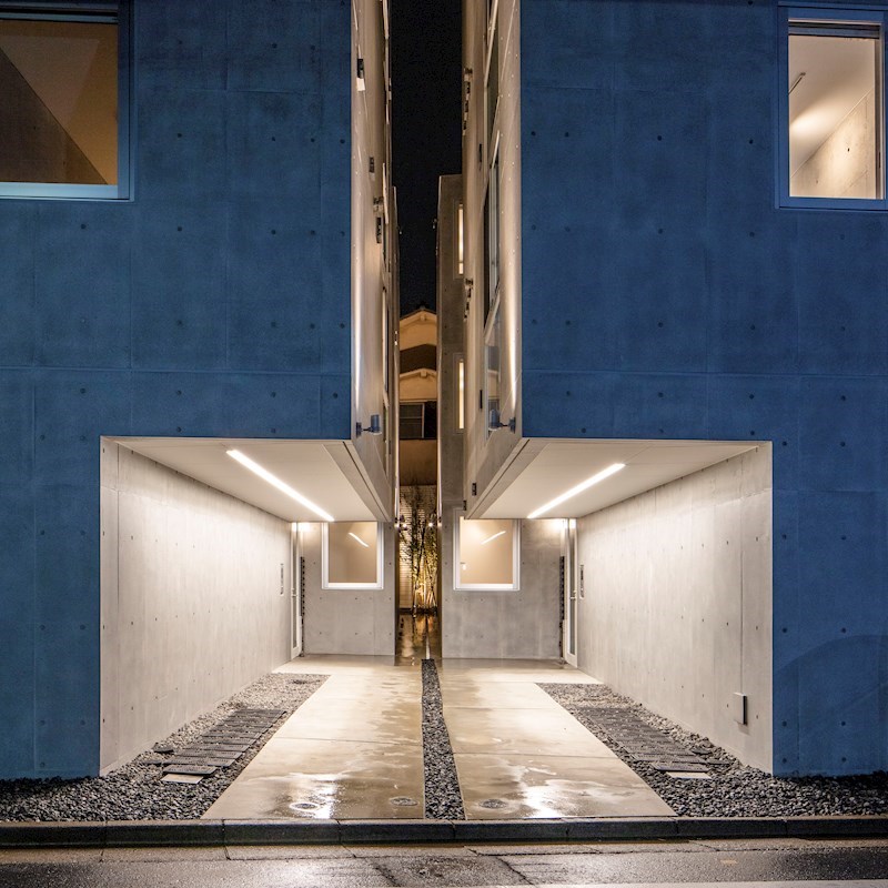 15/19 エントランス