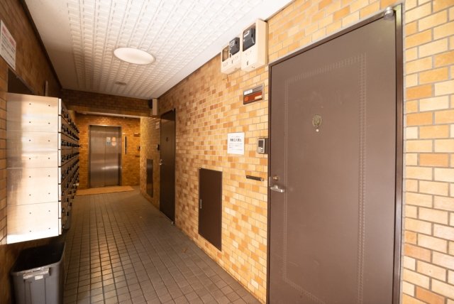 4/5 エントランス