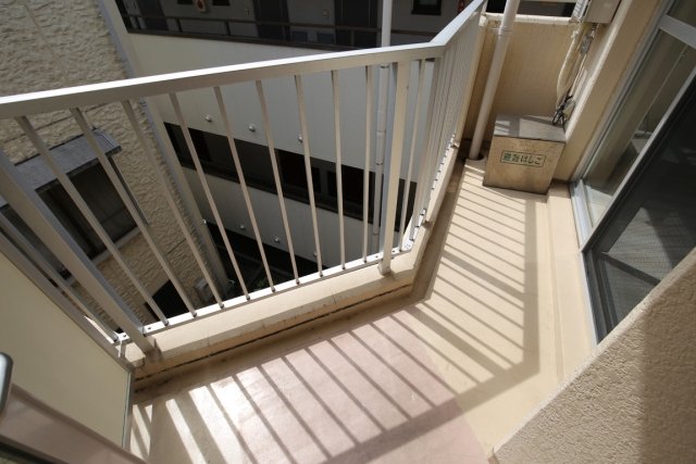 14/20 バルコニー