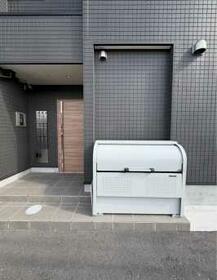 4/4 エントランス