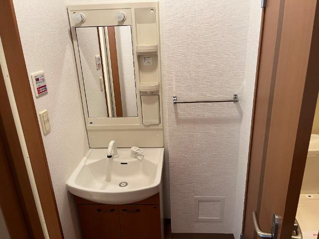 17/30 洗面