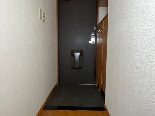 13/30 玄関