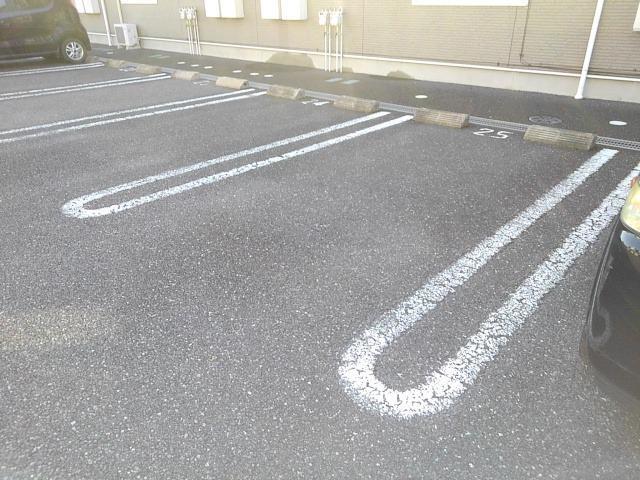 14/20 駐車場