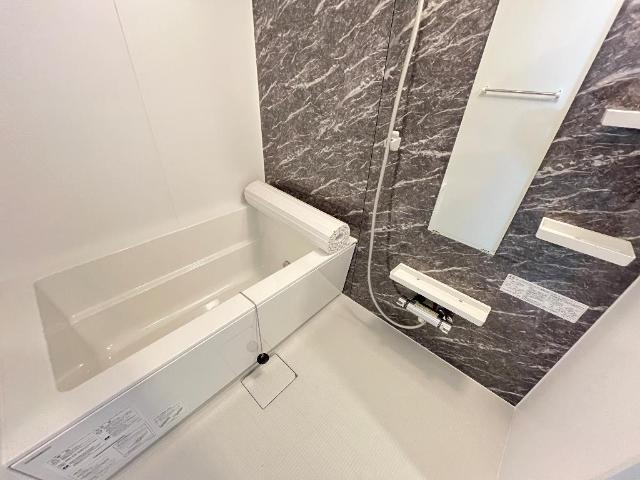 14/30 浴室