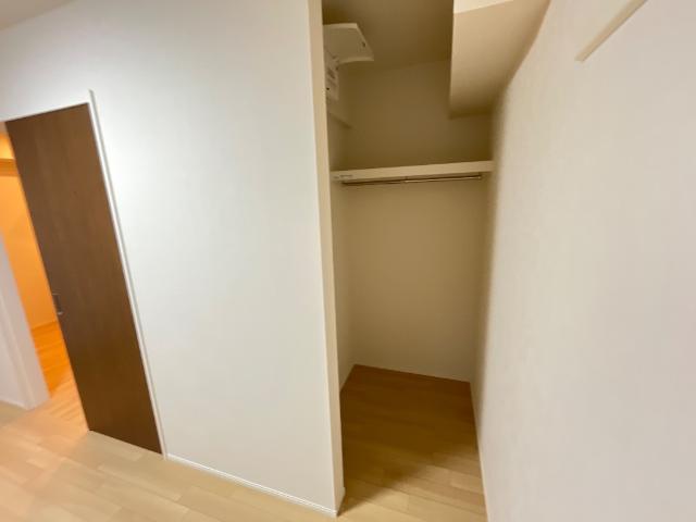 13/30 収納