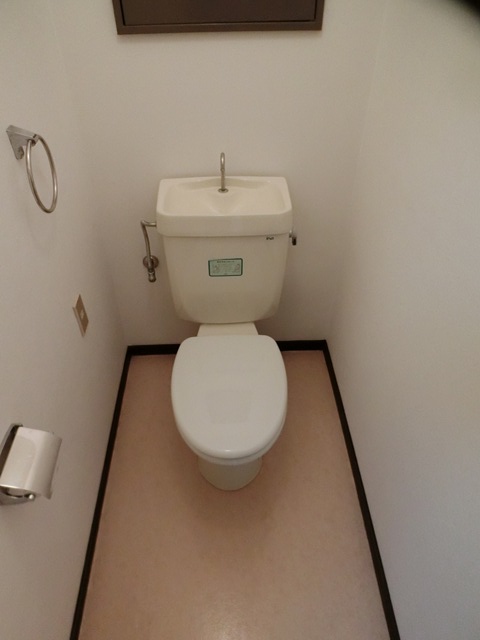 13/30 トイレ