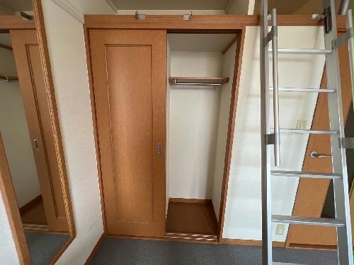 14/14 駐車場