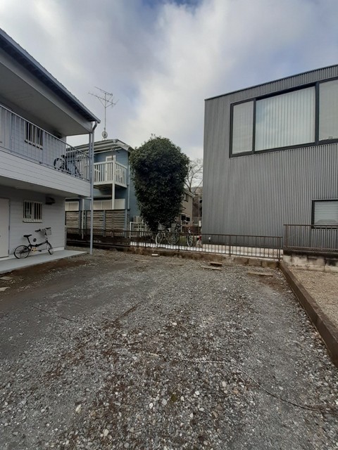 14/20 駐車場