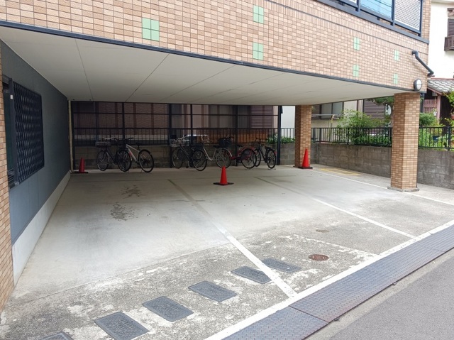 14/20 駐車場