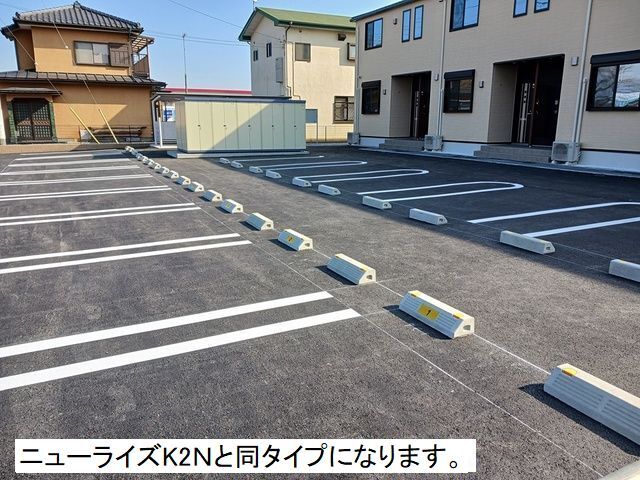 14/20 駐車場