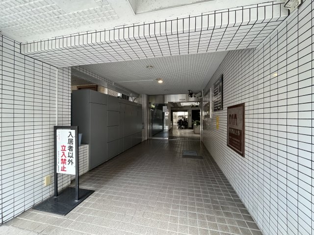6/10 エントランス