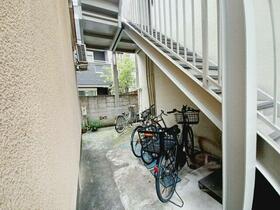 16/16 駐車場