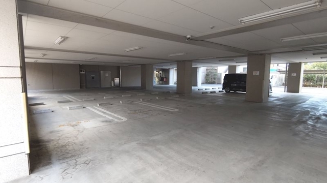 9/10 駐車場