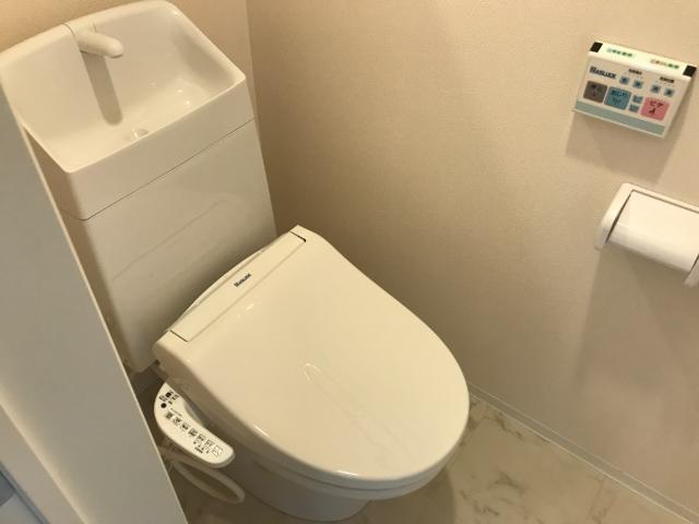 14/30 トイレ