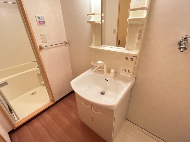 15/27 洗面