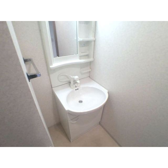 13/30 洗面