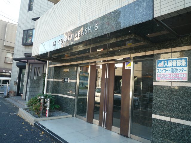 3/4 エントランス