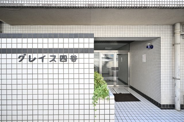 2/3 エントランス