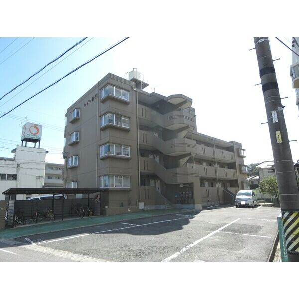 16/16 駐車場
