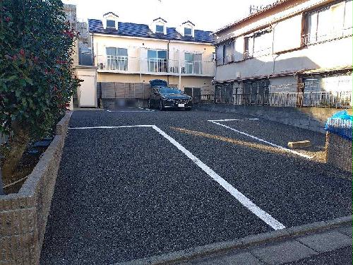 3/3 駐車場