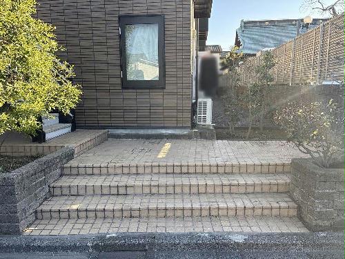 14/14 エントランス
