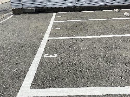 14/17 駐車場