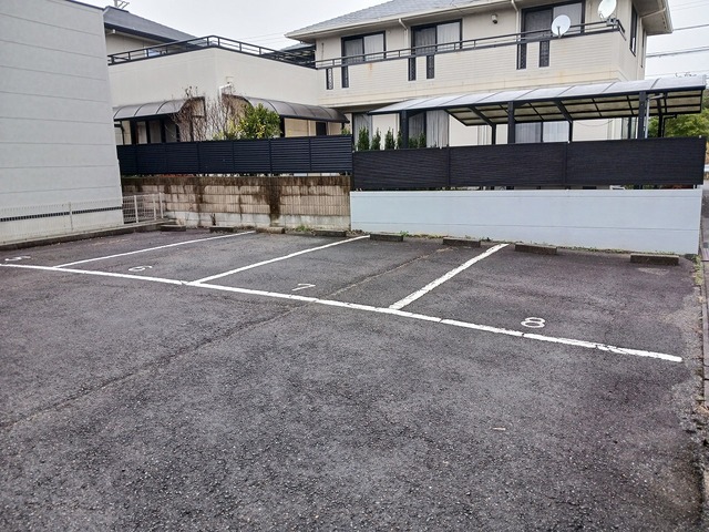 14/20 駐車場