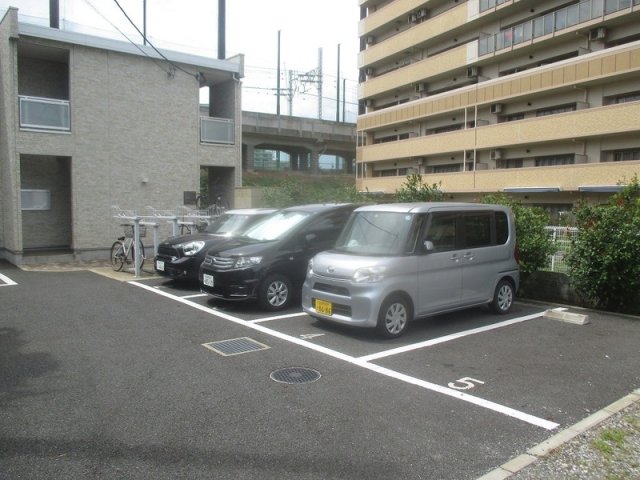 3/3 駐車場