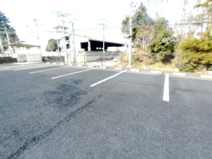 20/27 駐車場