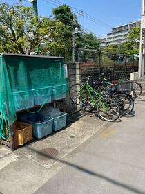 2/2 エントランス
