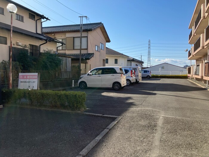 4/4 駐車場