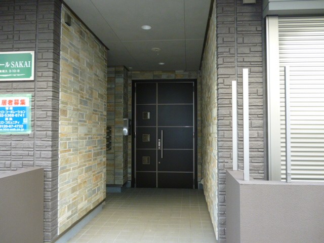 2/2 エントランス