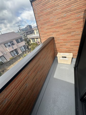 13/17 バルコニー
