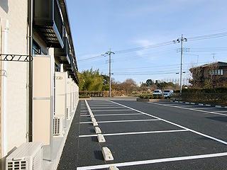 14/19 駐車場
