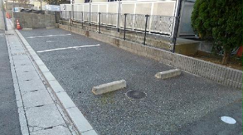 2/12 駐車場