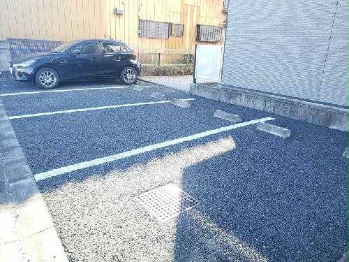 3/3 駐車場