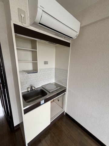 16/27 キッチン
