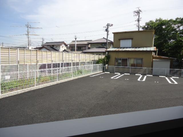 22/30 駐車場