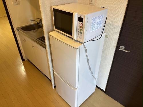 13/14 駐車場
