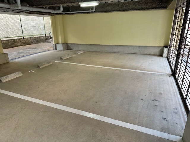 14/20 駐車場