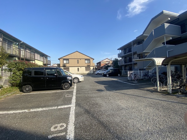 3/3 駐車場