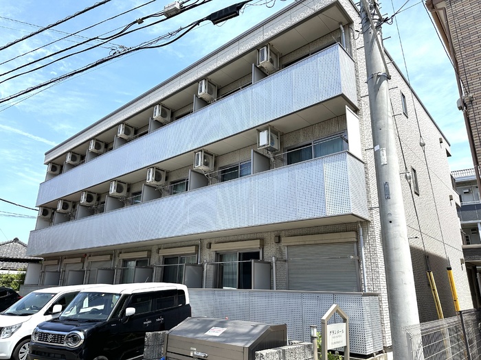 1/16 外観