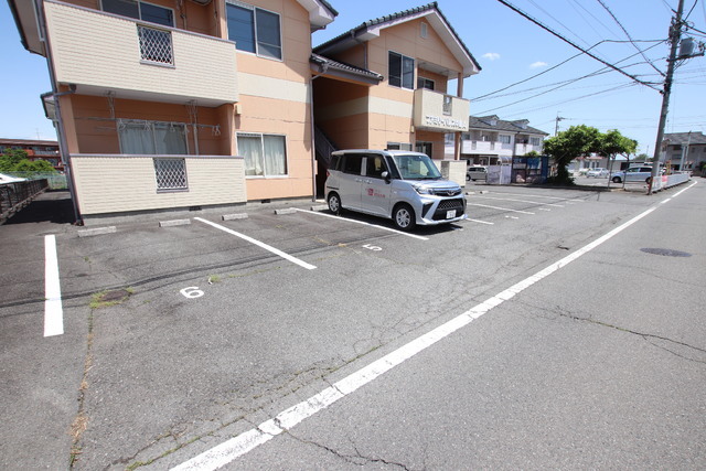 22/22 駐車場